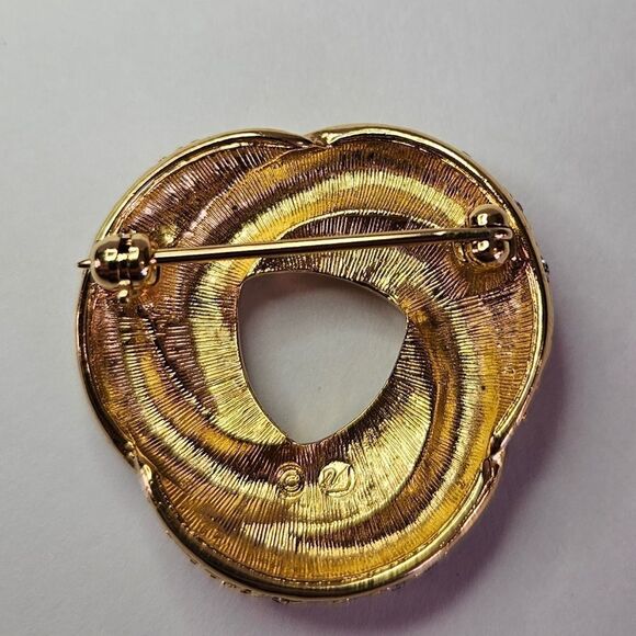 Swarovski Signed Gold Tone Clear Rhinestone Black Enamel Love Knot Brooch Pin - Picture 4 of 5